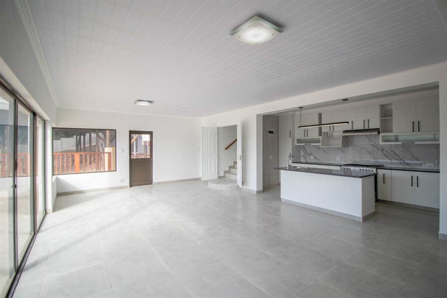 3 Bedroom Property for Sale in Fraaiuitsig Western Cape